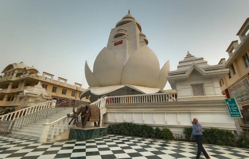 Shri Priyakant Ju Temple